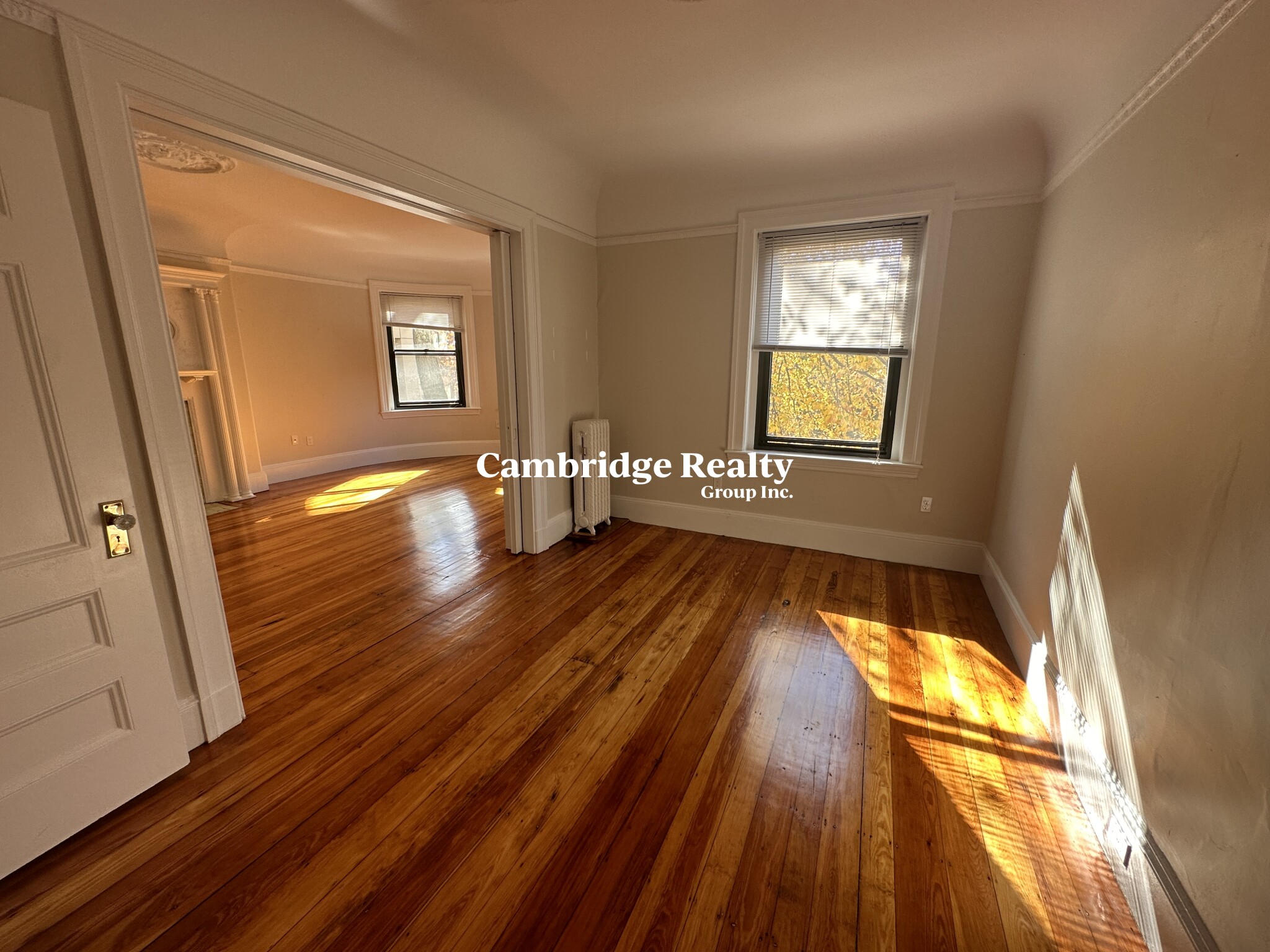 1039 Massachusetts Ave, Harvard Square