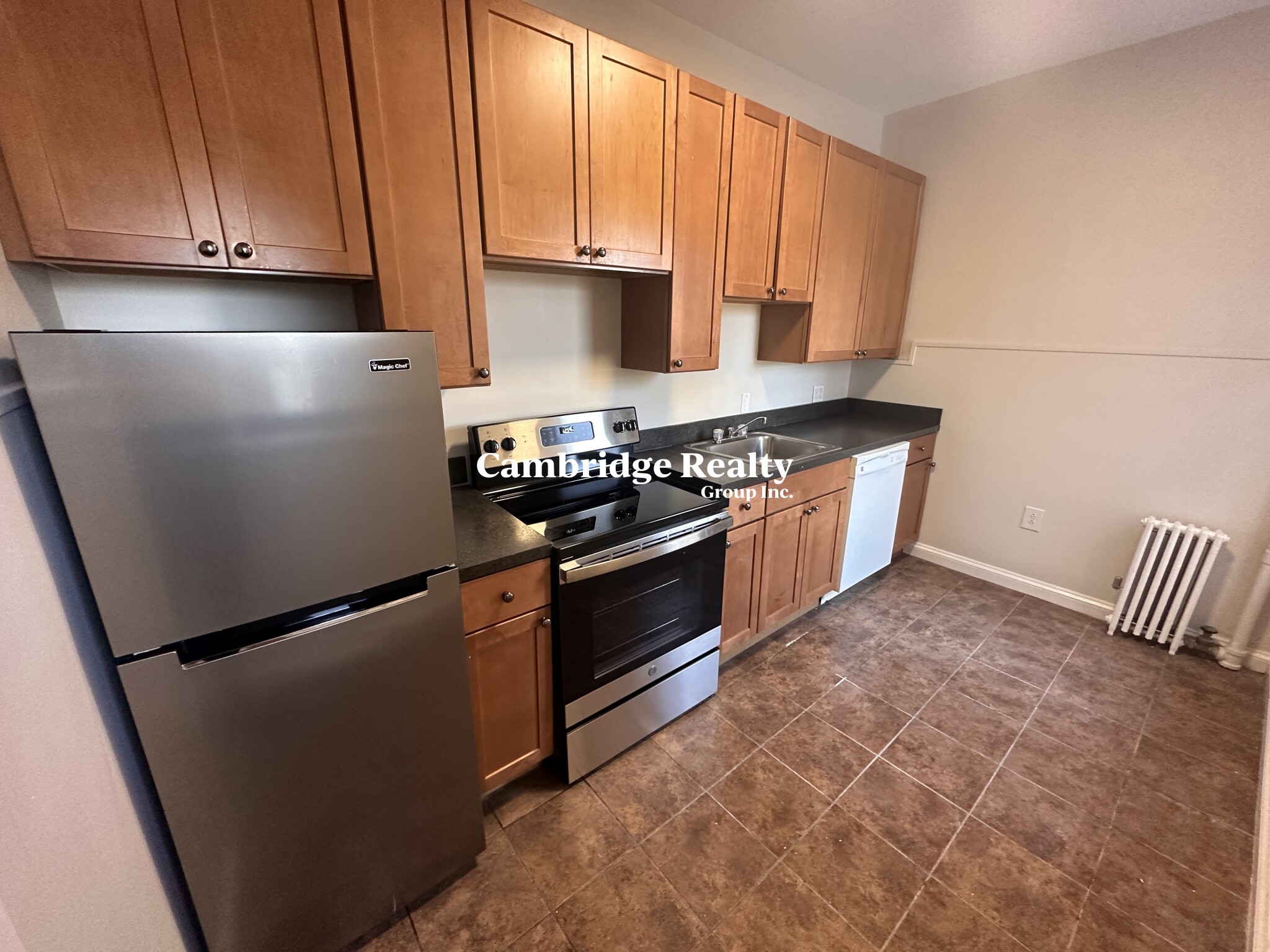 1039 Massachusetts Ave, Harvard Square