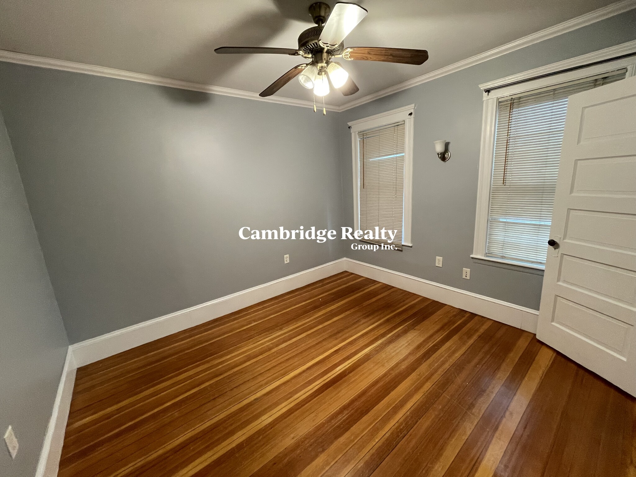 26 Washburn Ave, North Cambridge