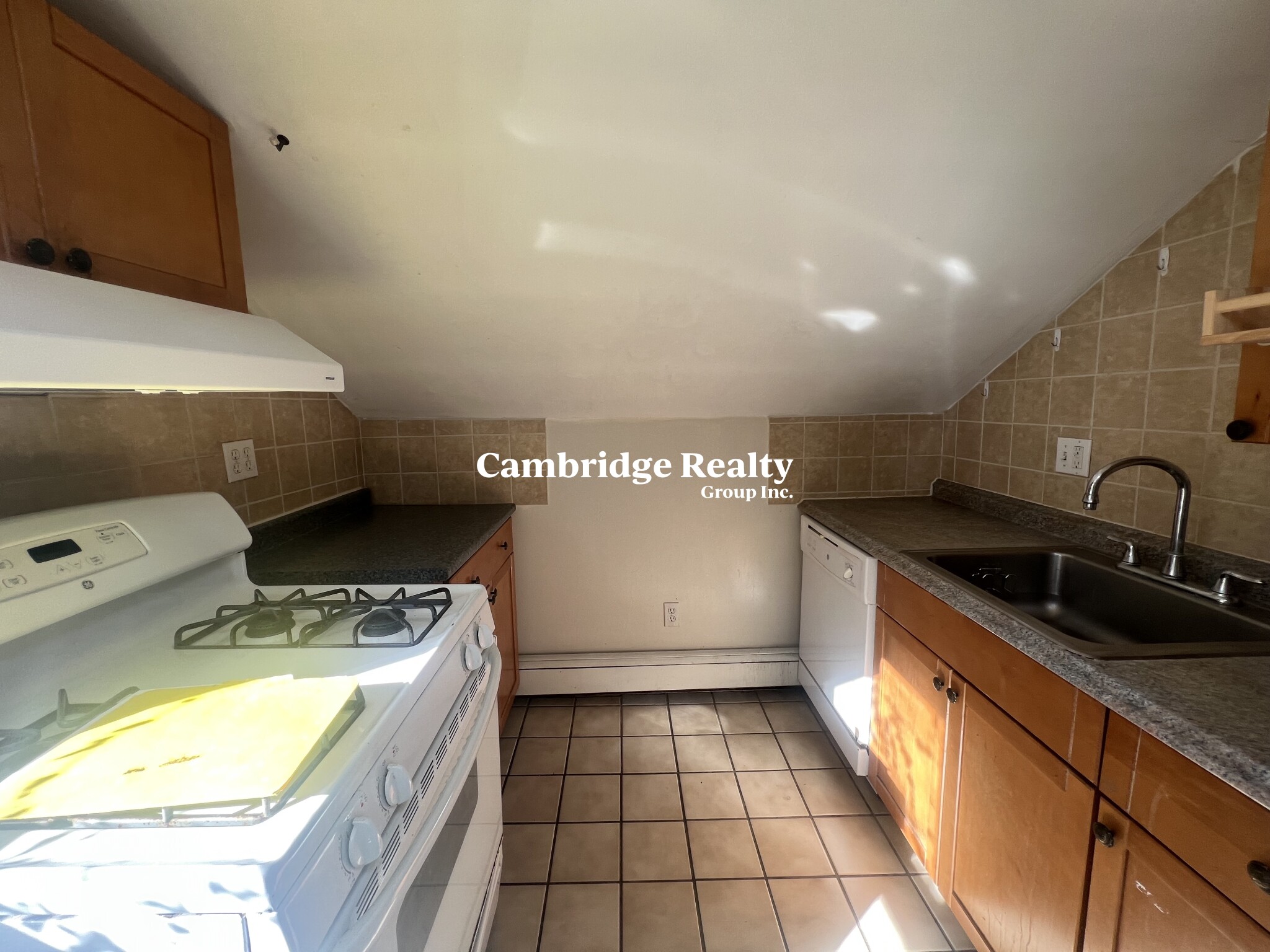 150 Pearl St, Cambridgeport