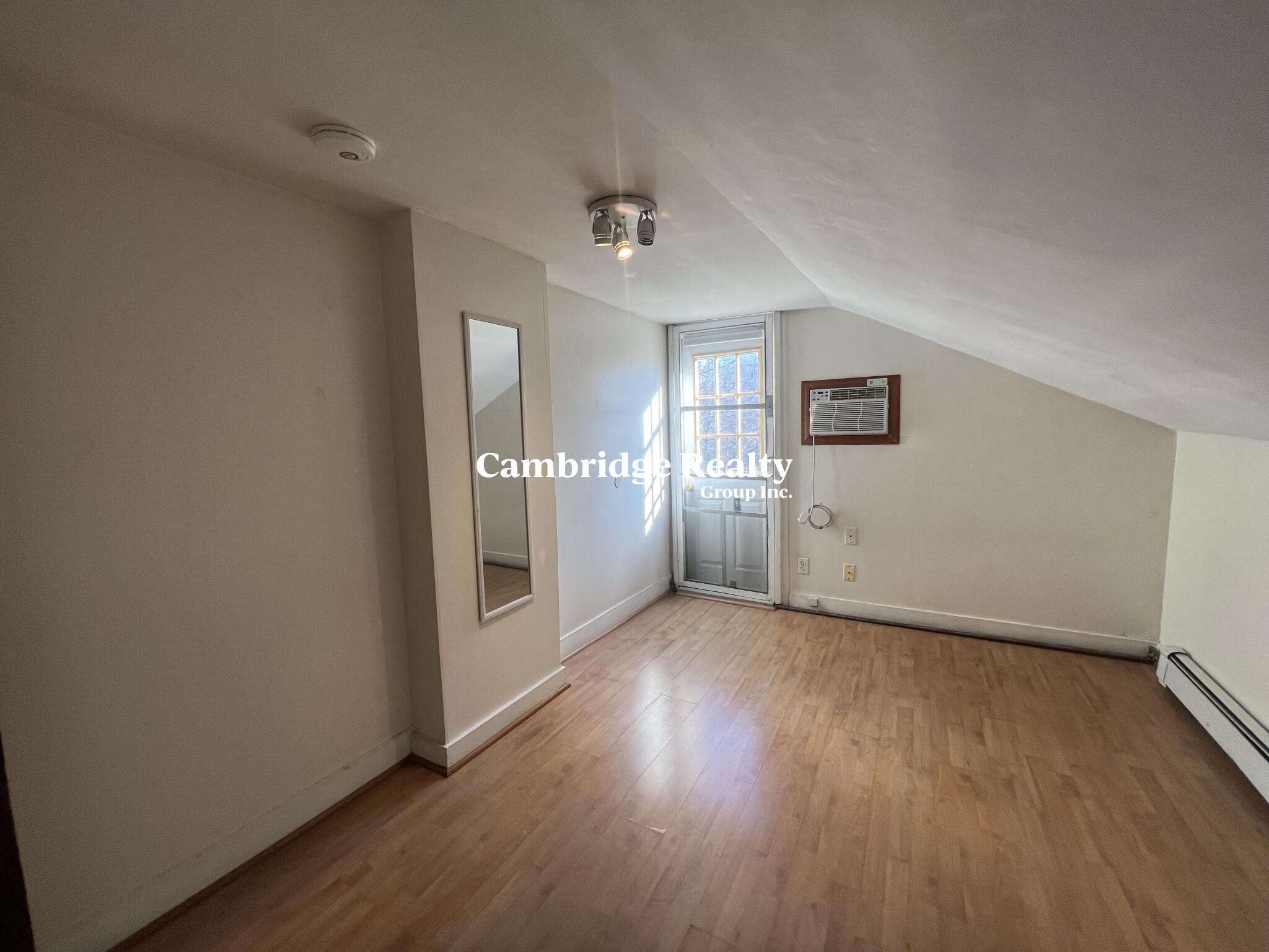 150 Pearl St, Cambridgeport