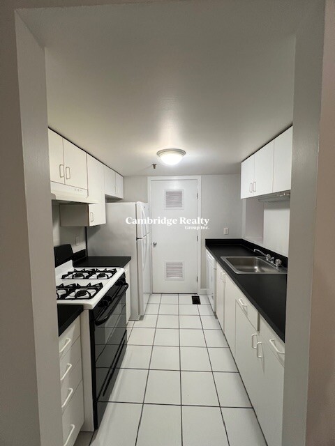 71 Fulkerson St, East Cambridge