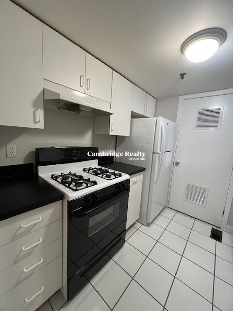 71 Fulkerson St, East Cambridge