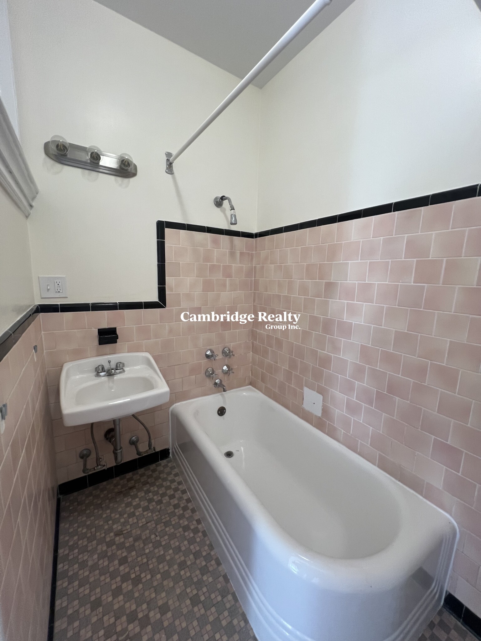 2 Ware St, Harvard Square