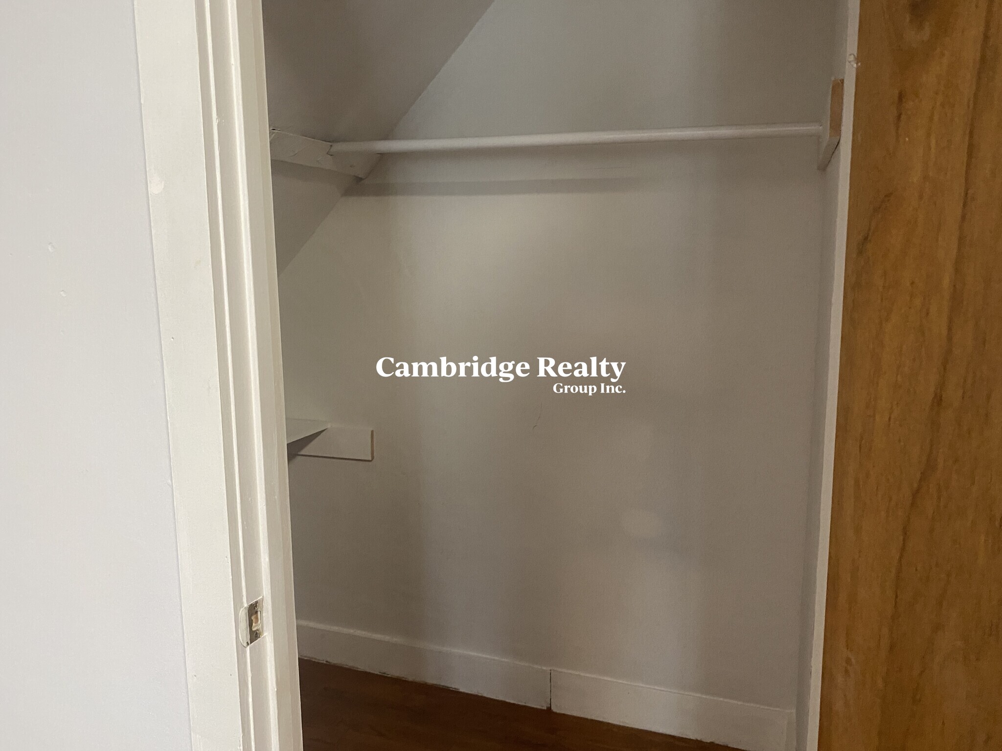 10 Delaware St, East Somerville