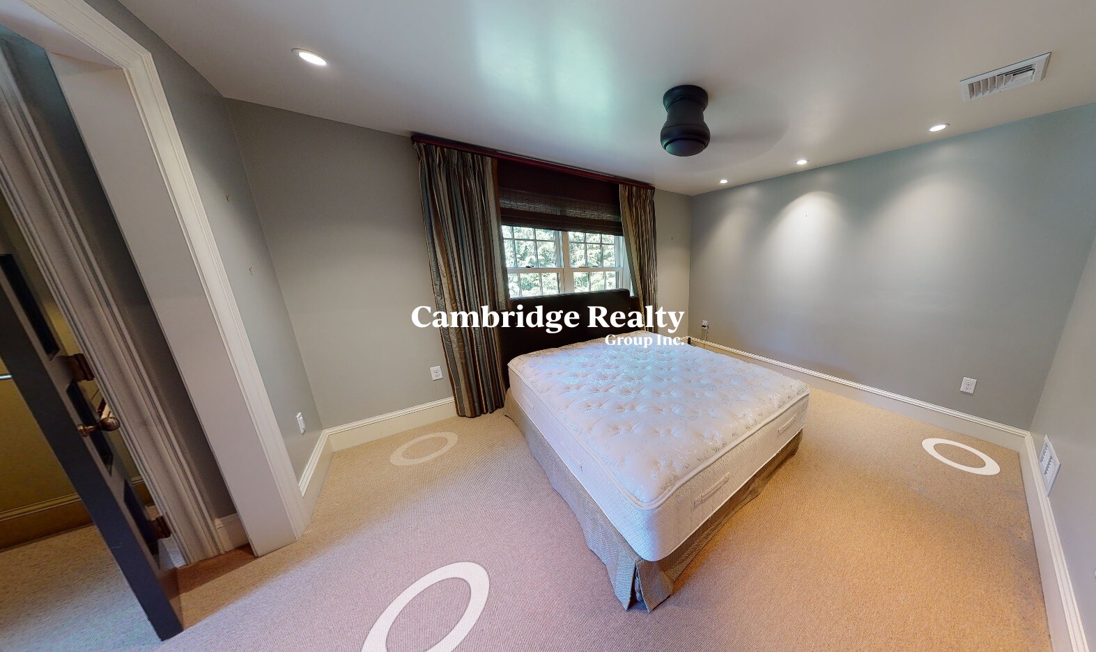 9 Foster Pl, Harvard Square