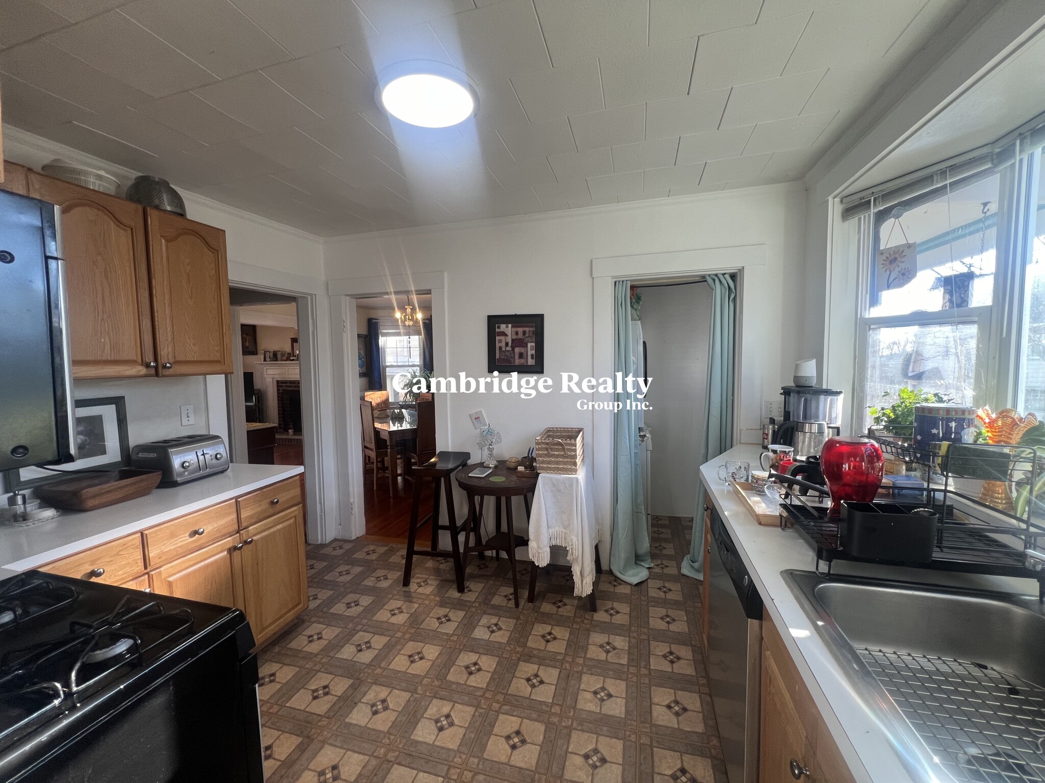 10 Townsend Rd, Belmont