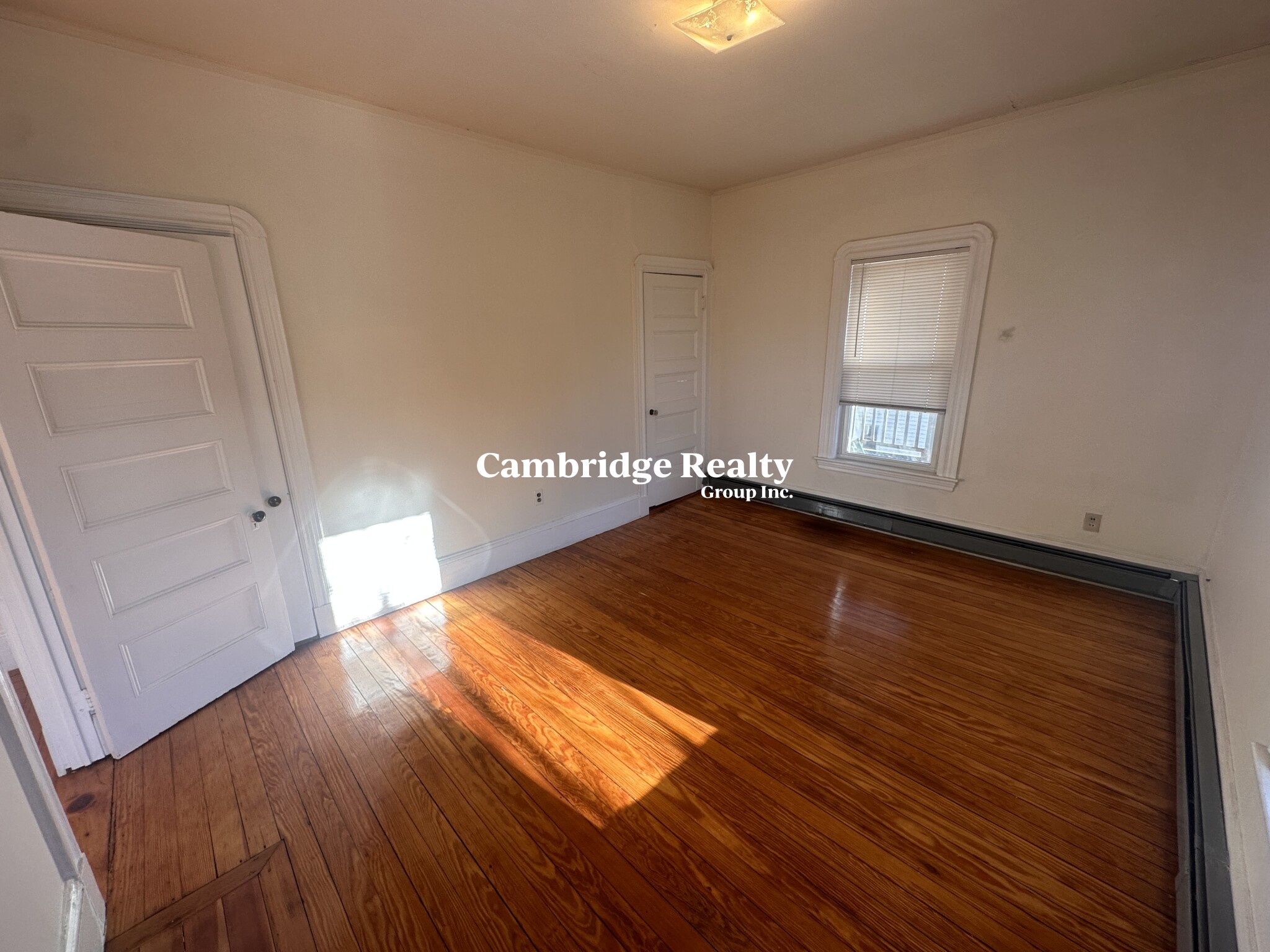 147 Willow Ave, Davis Square