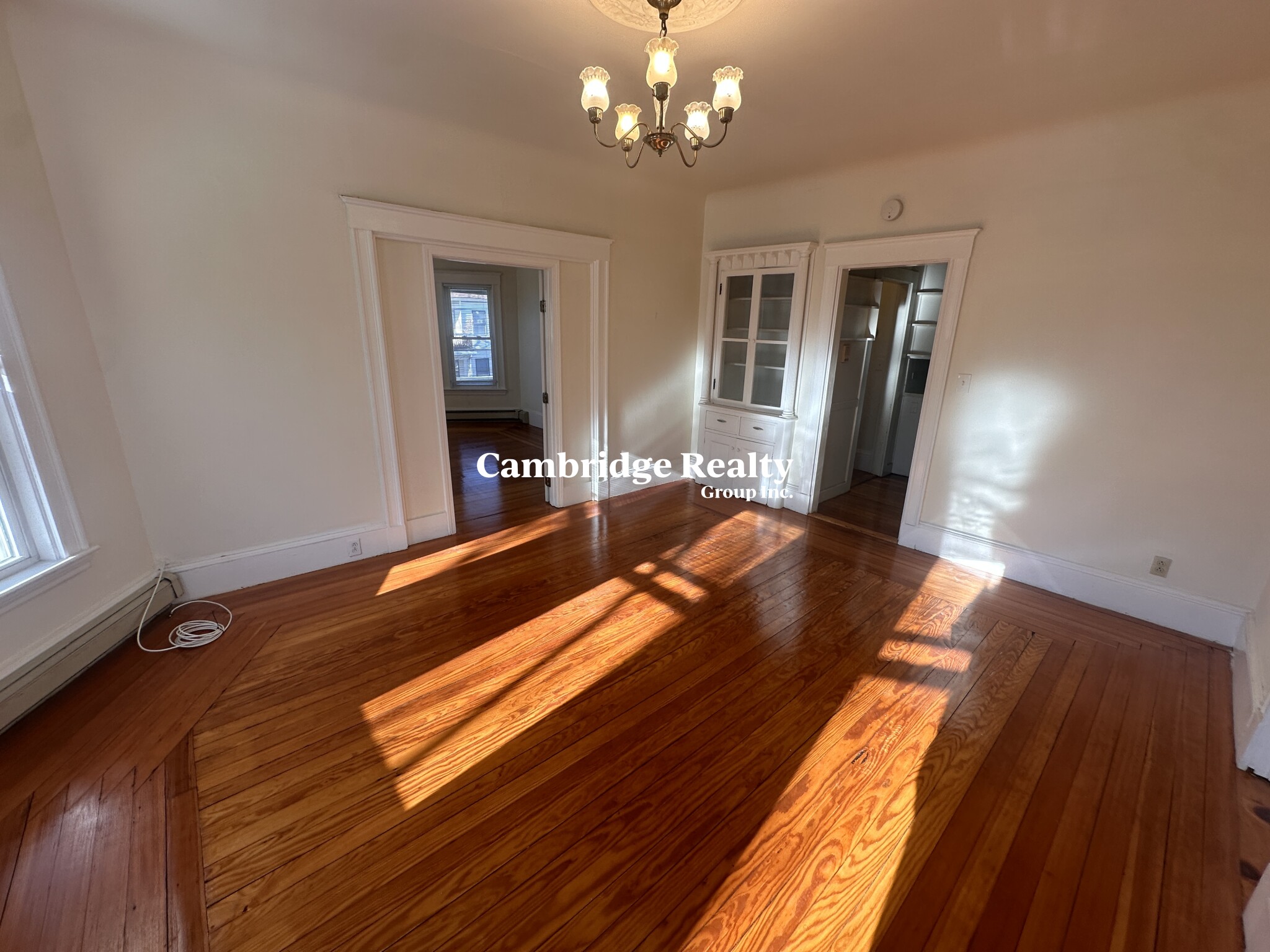 147 Willow Ave, Davis Square