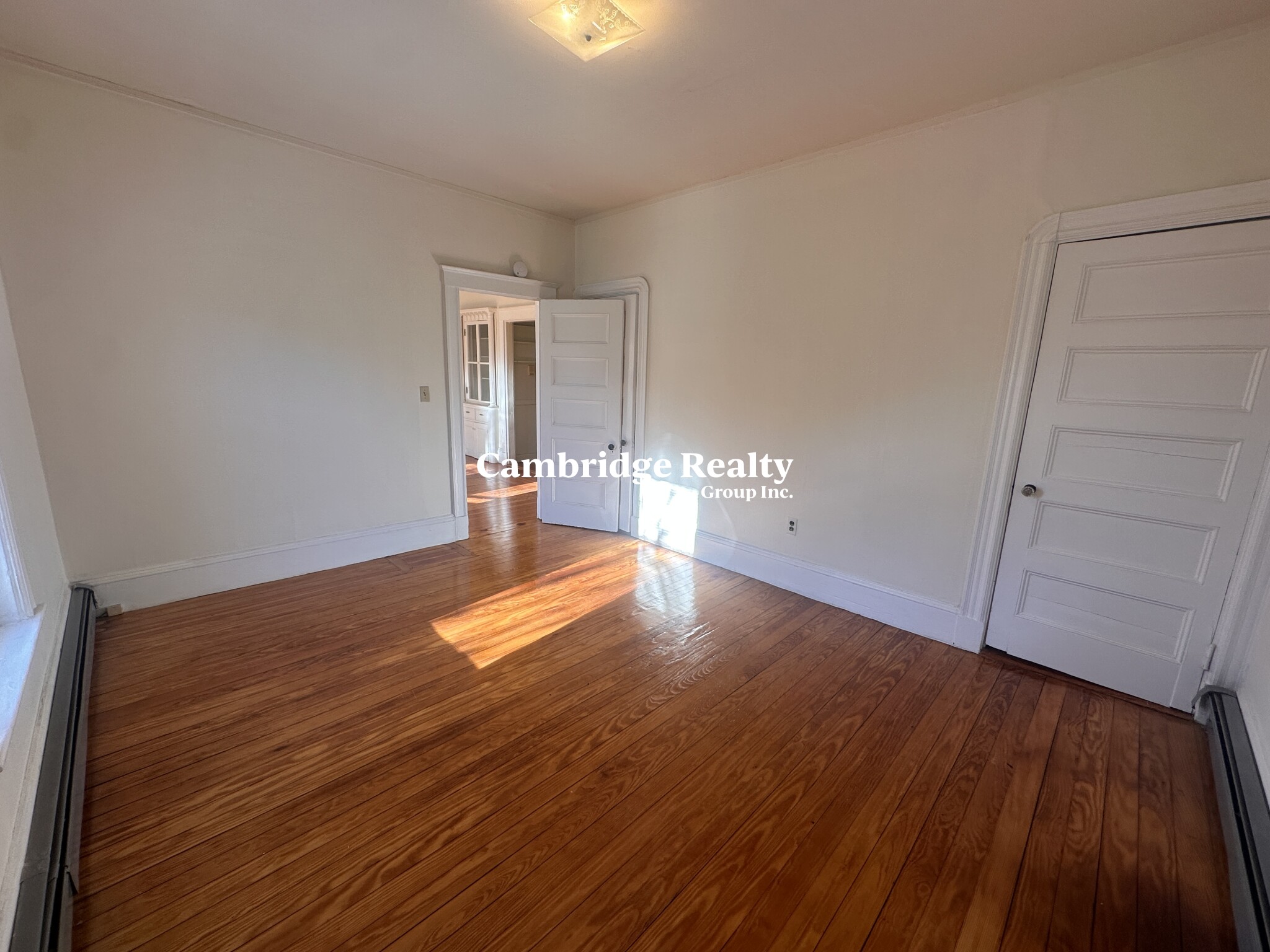 147 Willow Ave, Davis Square