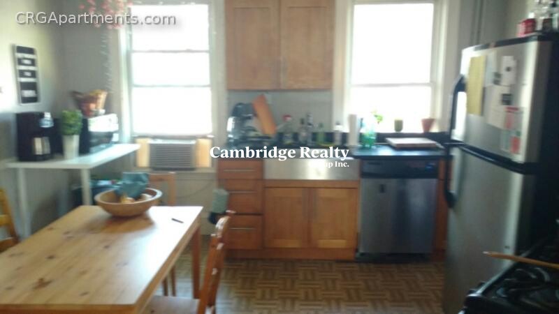 3 Kinnaird St, Riverside