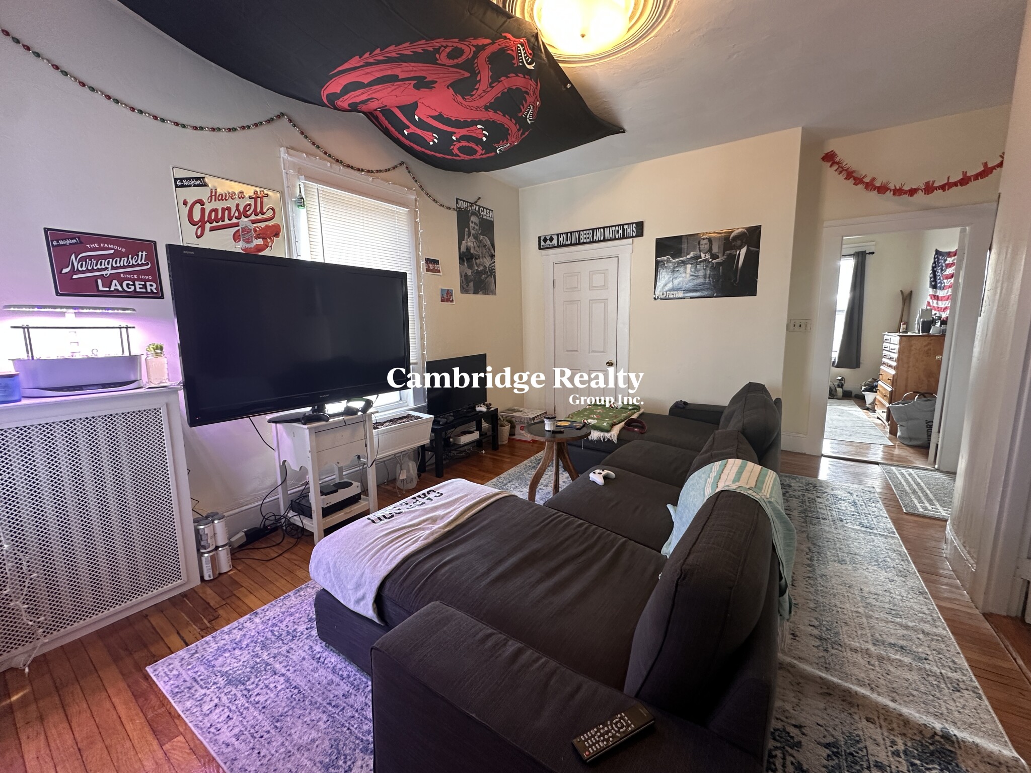 543 Broadway, Magoun Square