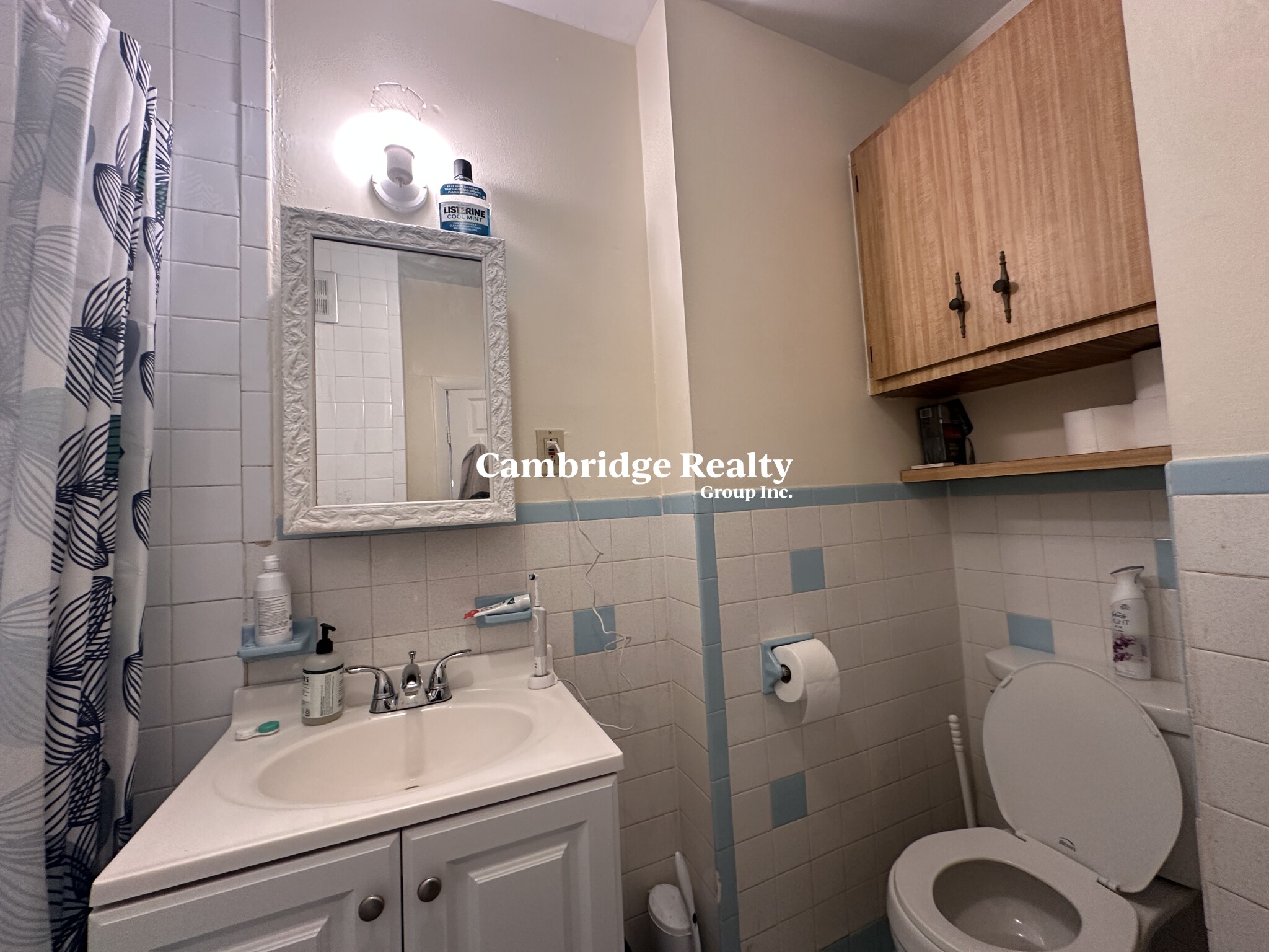 543 Broadway, Magoun Square