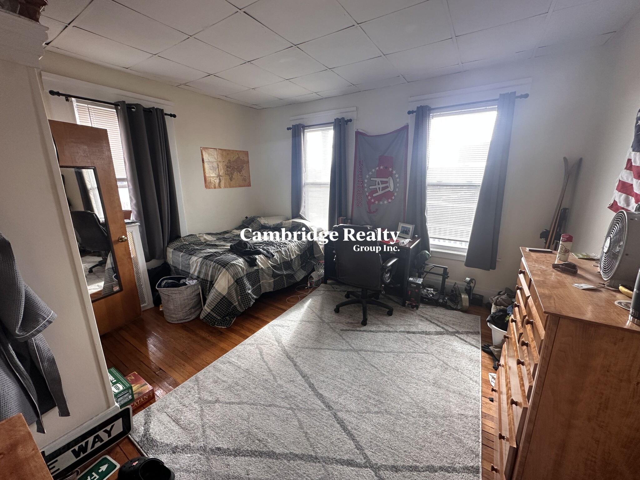 543 Broadway, Magoun Square