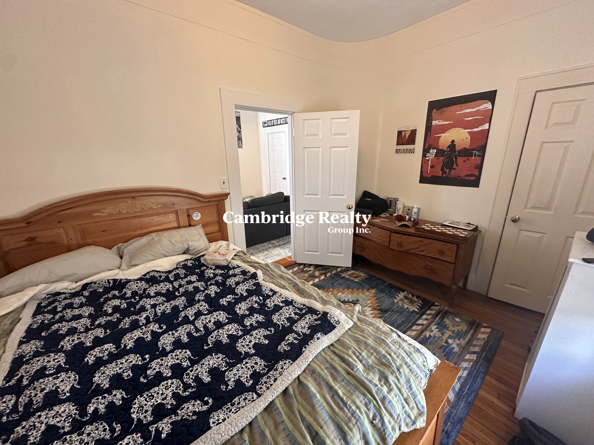 543 Broadway, Magoun Square