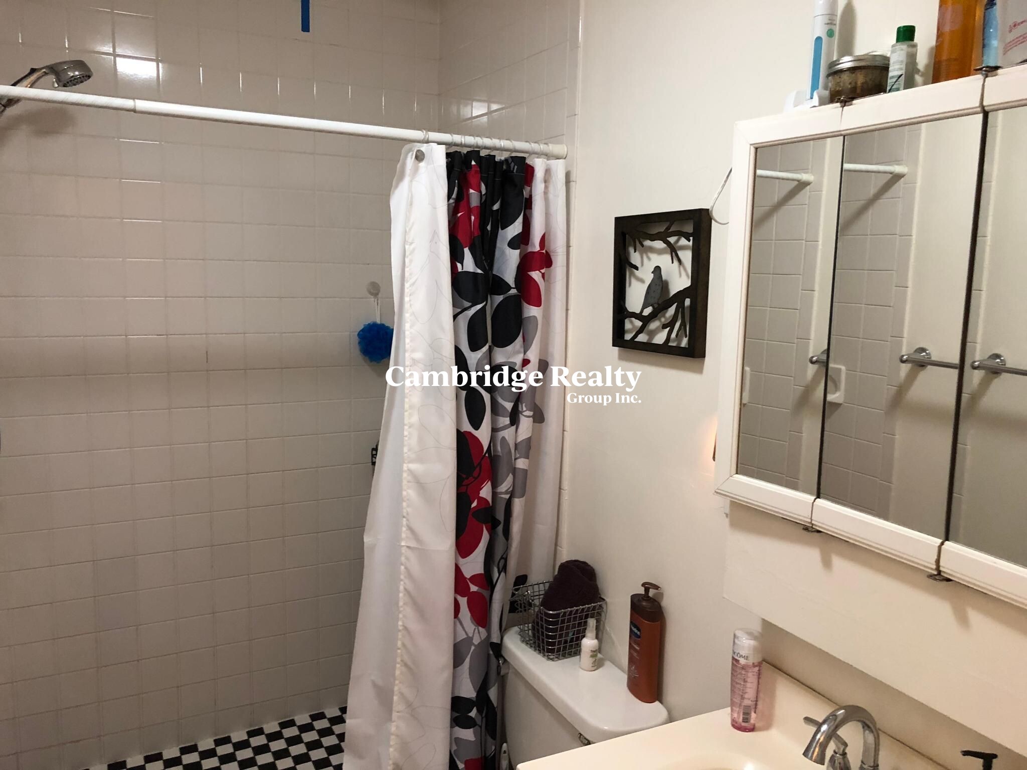 29 31 Corinthian Rd, Davis Square