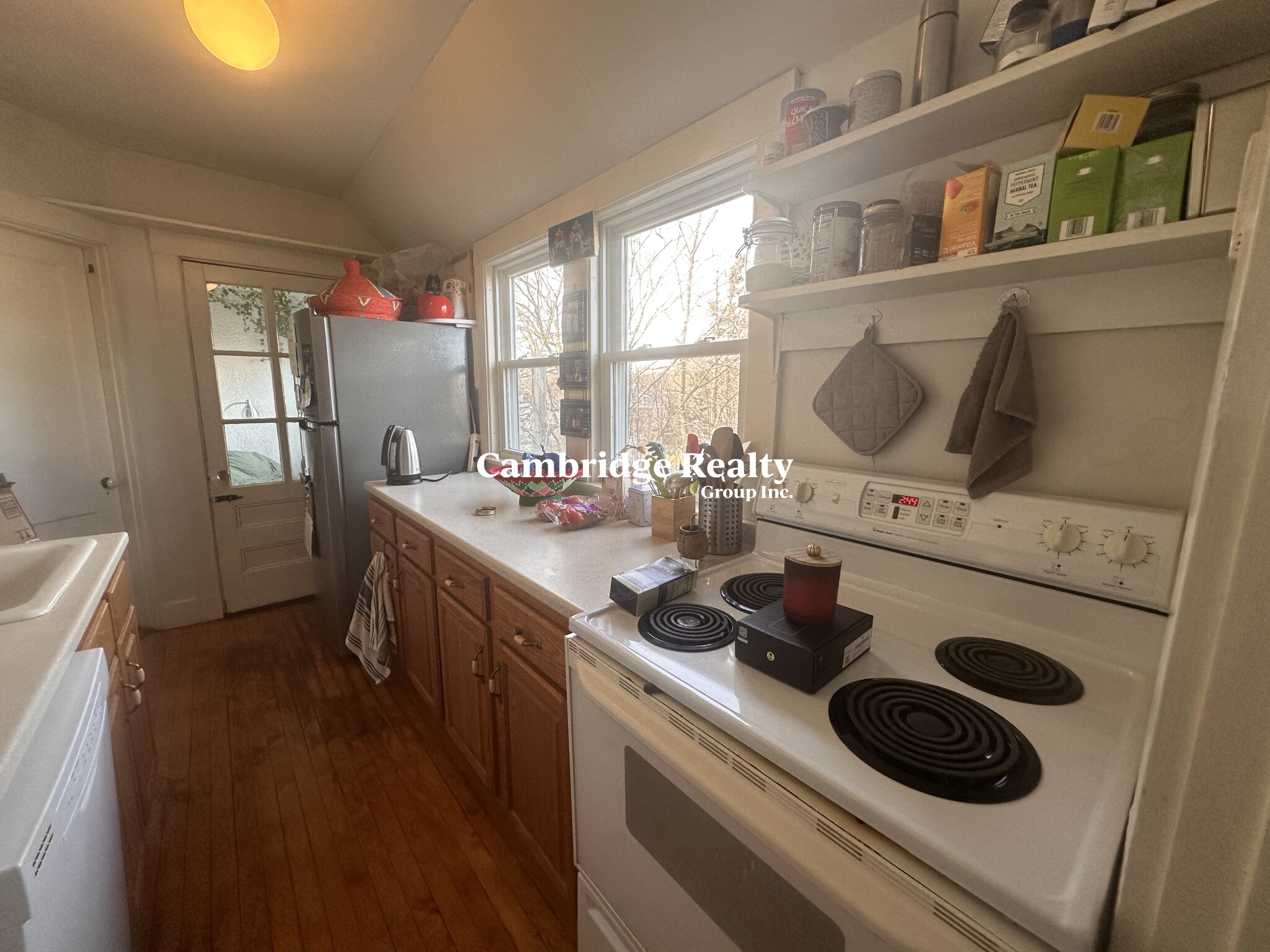 41 Hawthorn St, Harvard Square