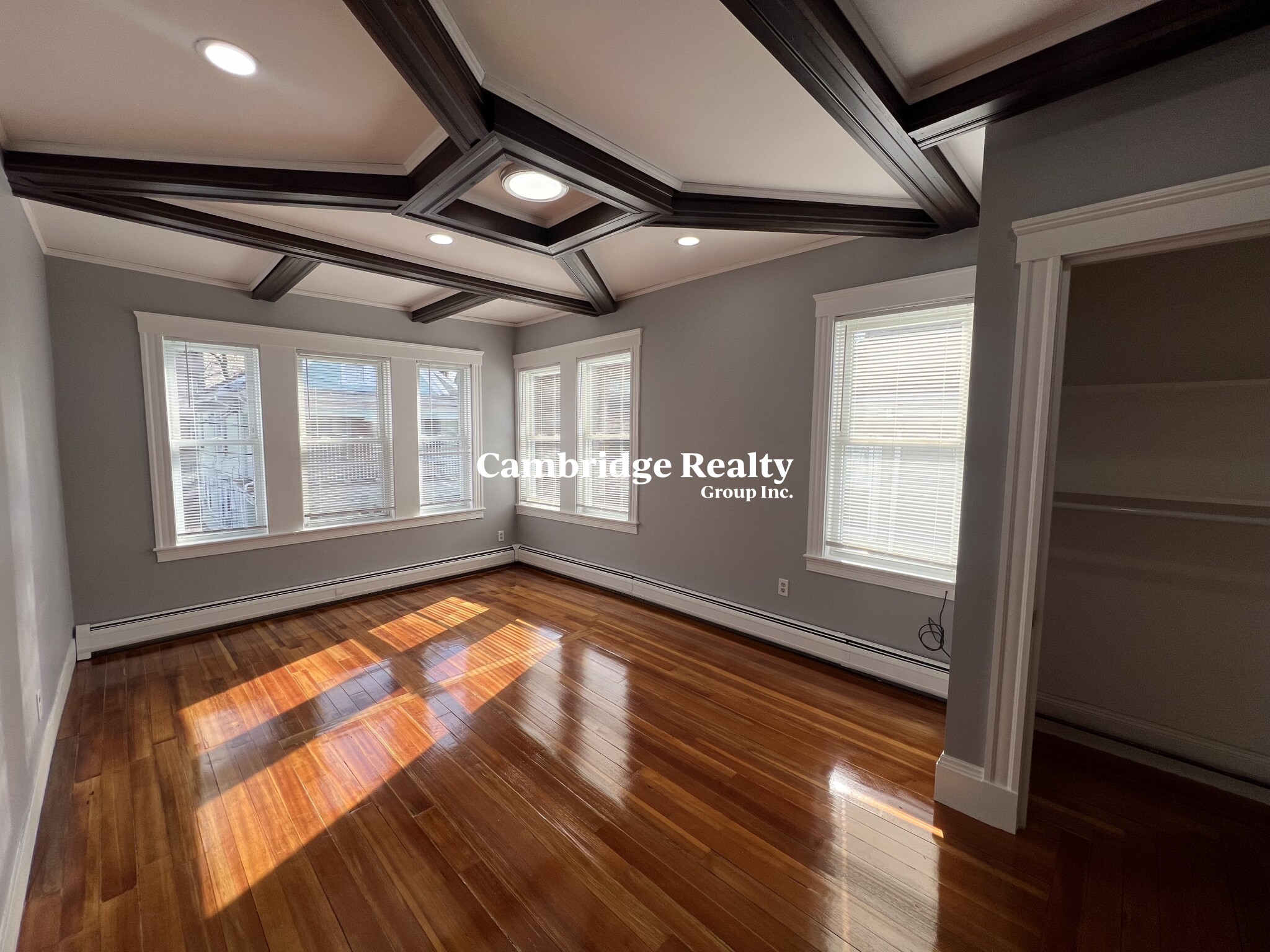 308 Spring St Extension, Glenwood