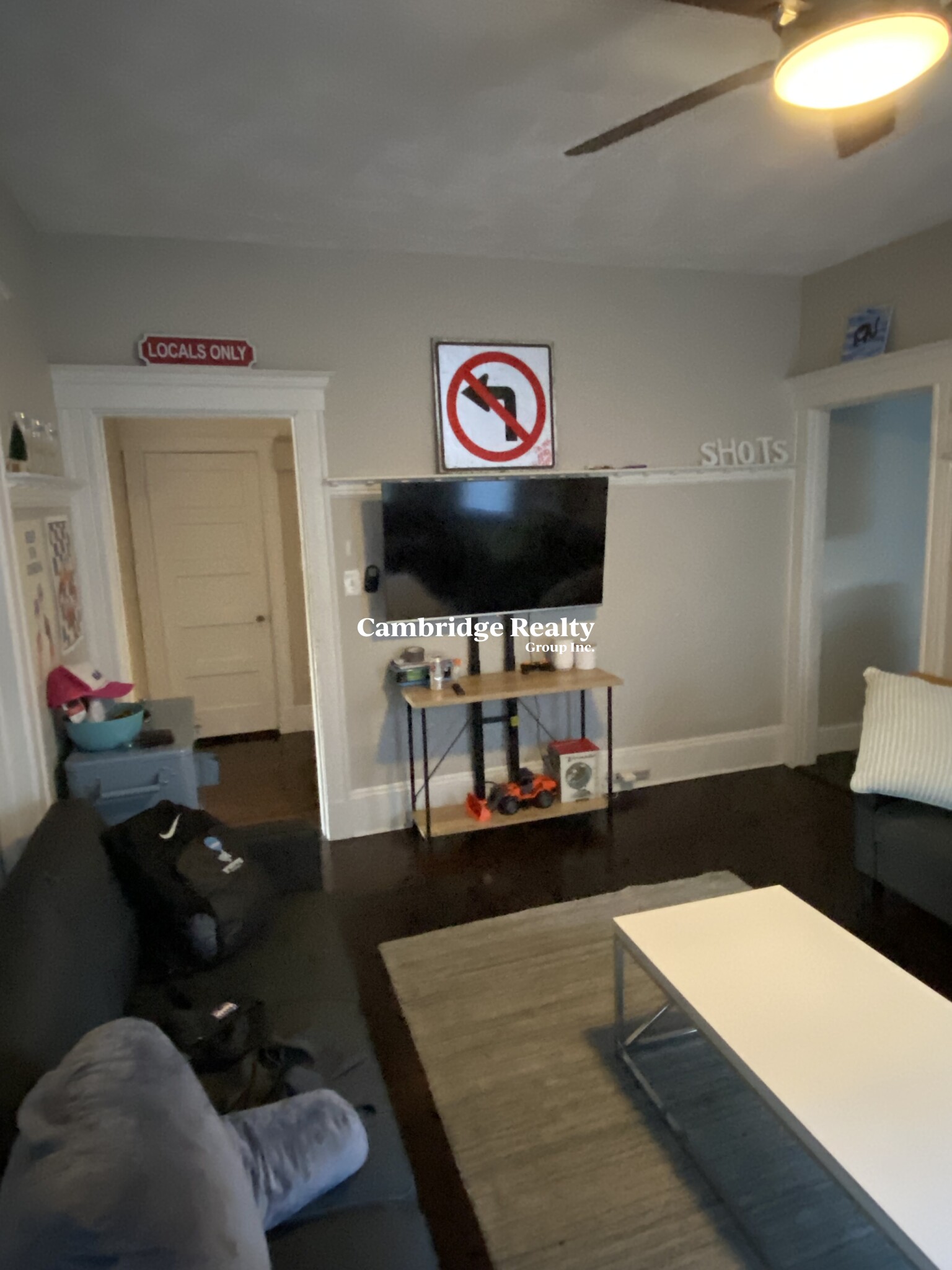 69 Bromfield Rd, Tufts