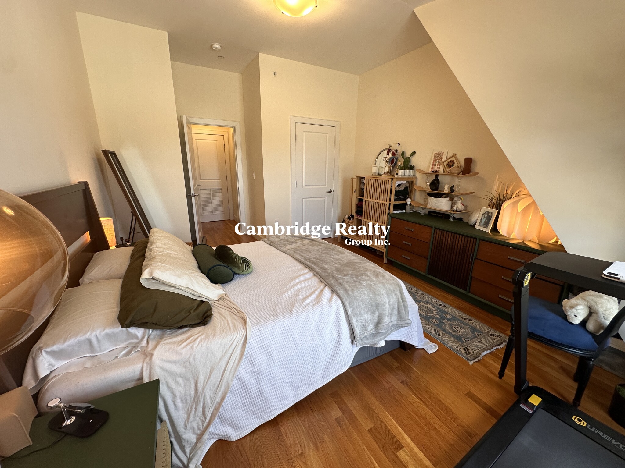 377 Summer St, Davis Square