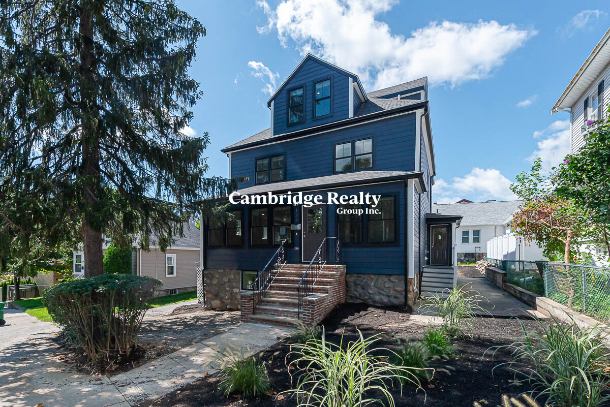 174 Fulton St, Medford