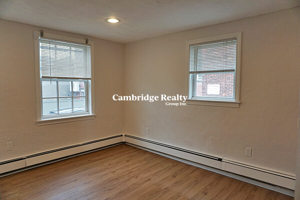 23 Lambert St, East Cambridge