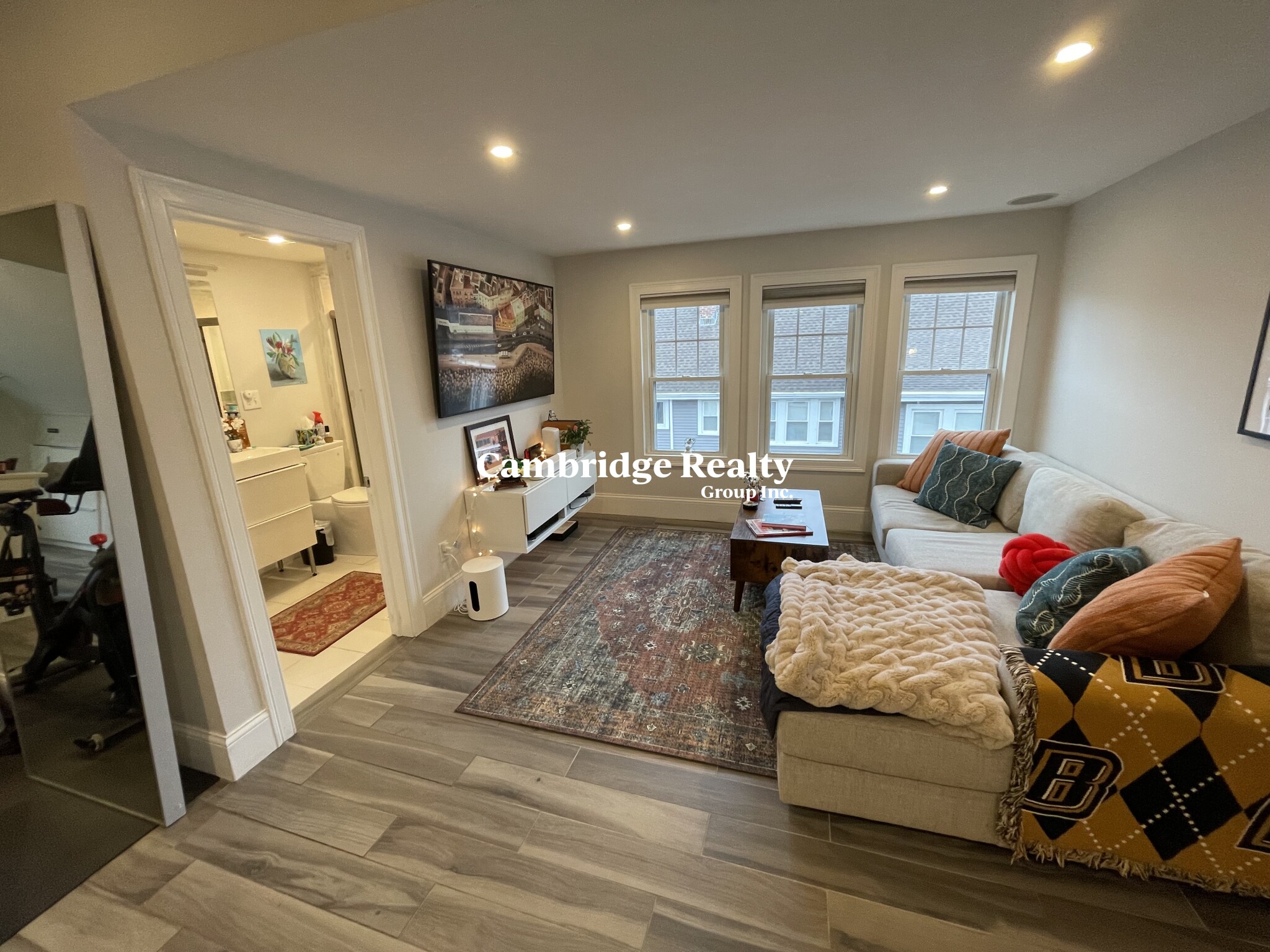 296 Arlington St, Watertown