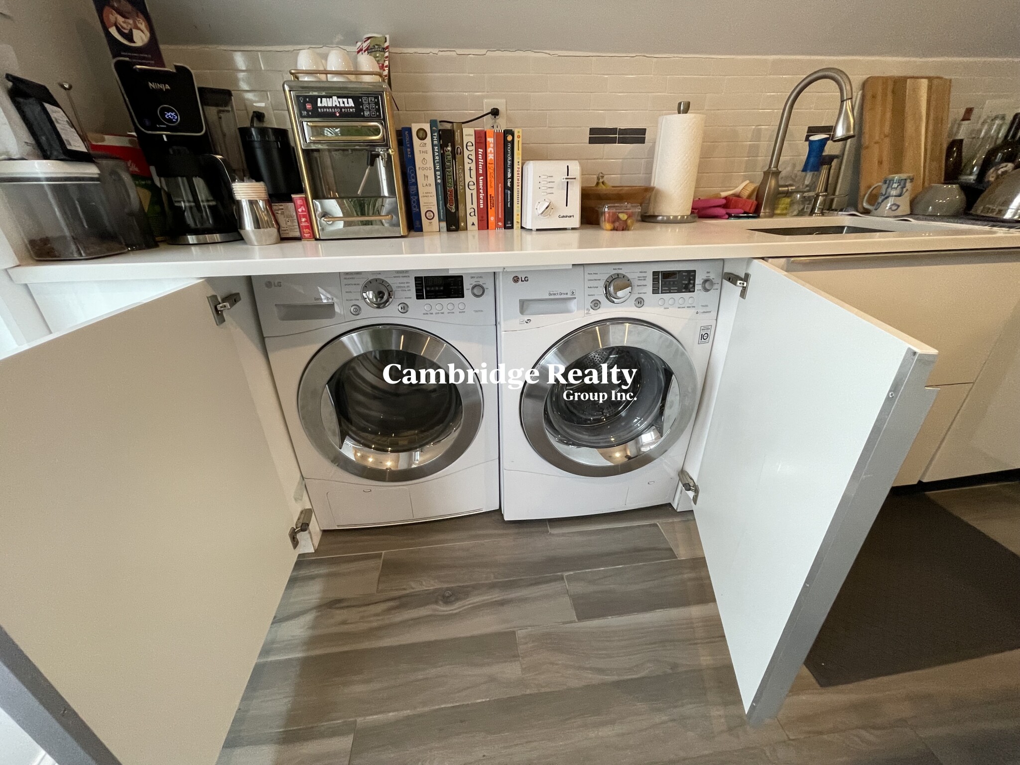 296 Arlington St, Watertown