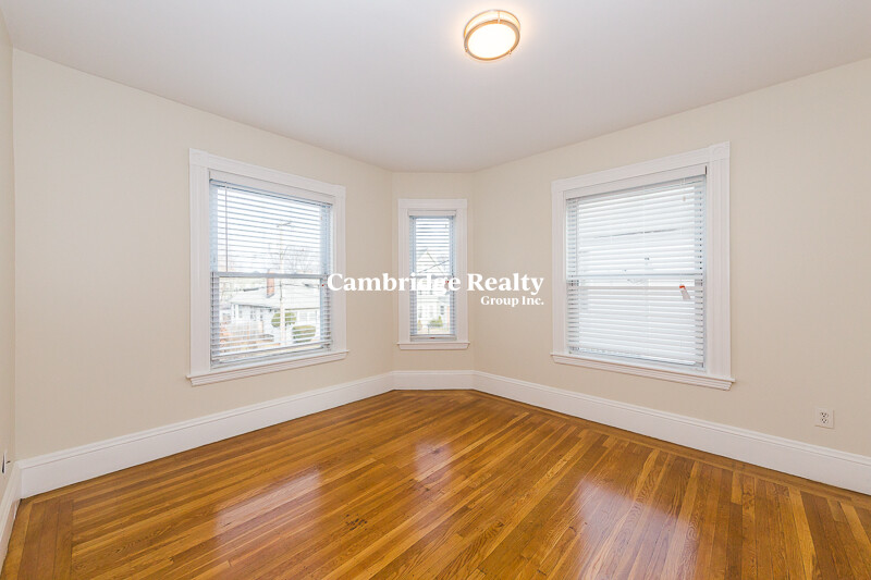 103 Magoun Ave, Medford