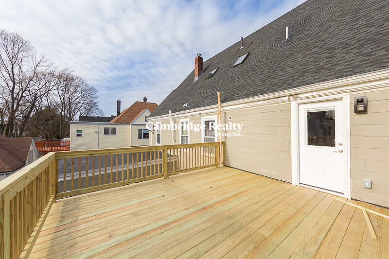 103 Magoun Ave, Medford