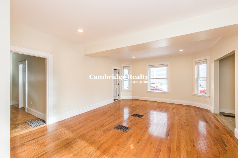 103 Magoun Ave, Medford