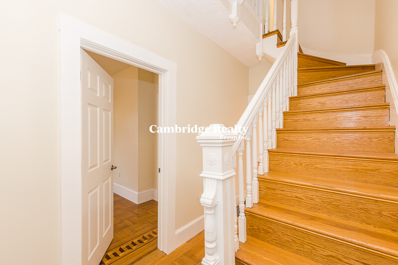 103 Magoun Ave, Medford