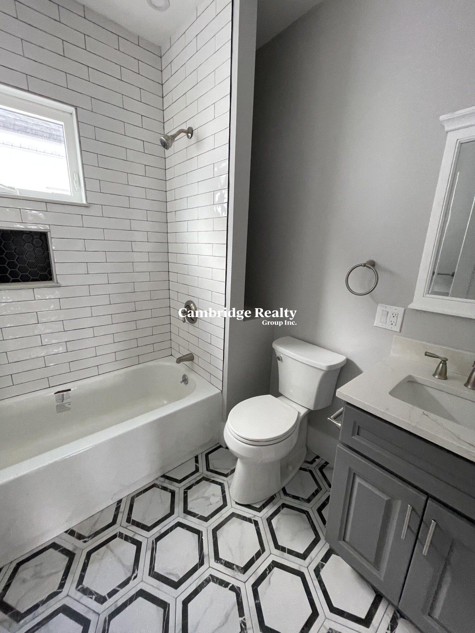 42 George St, South Medford