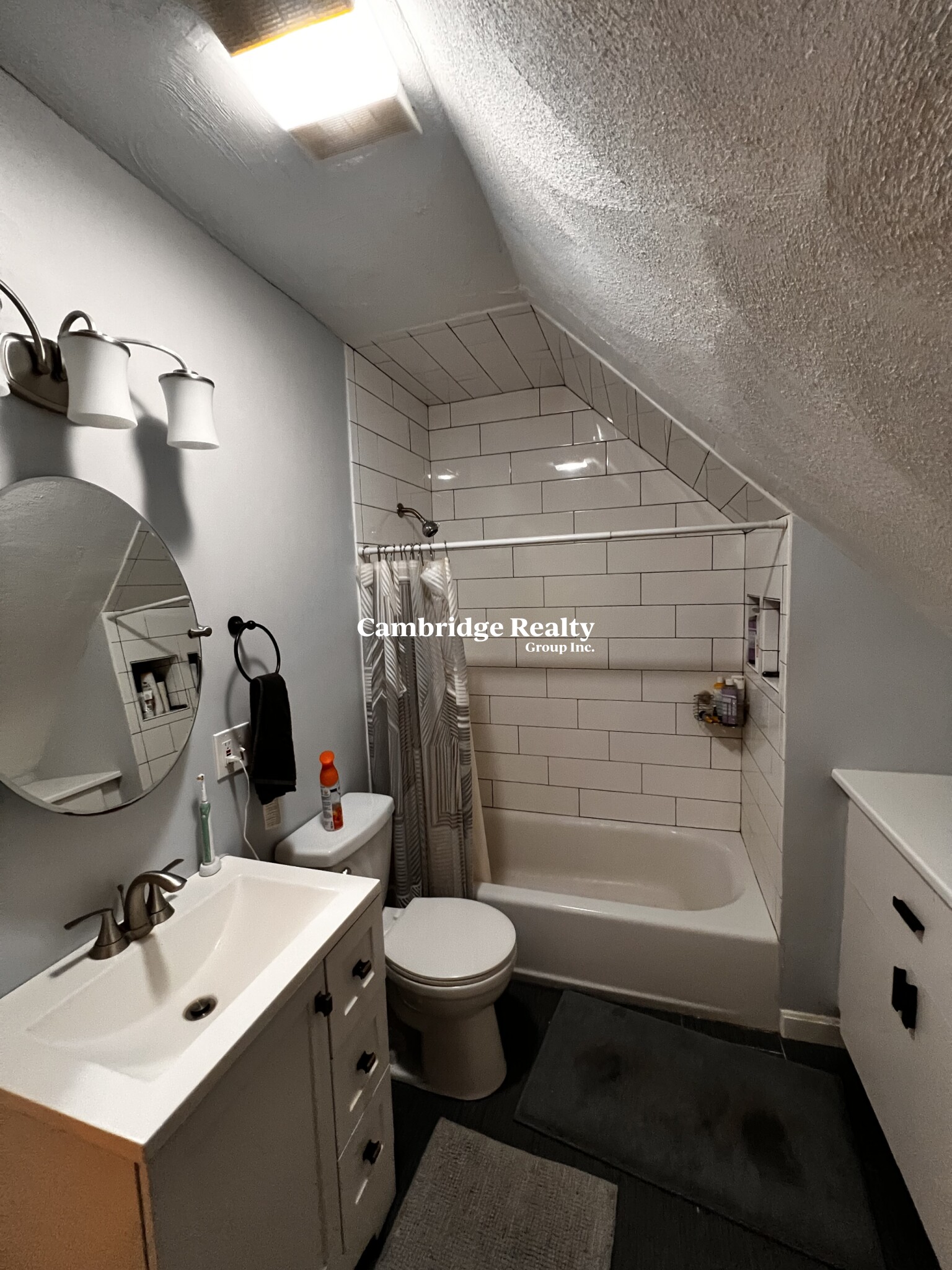 65 Lowell St, Spring Hill