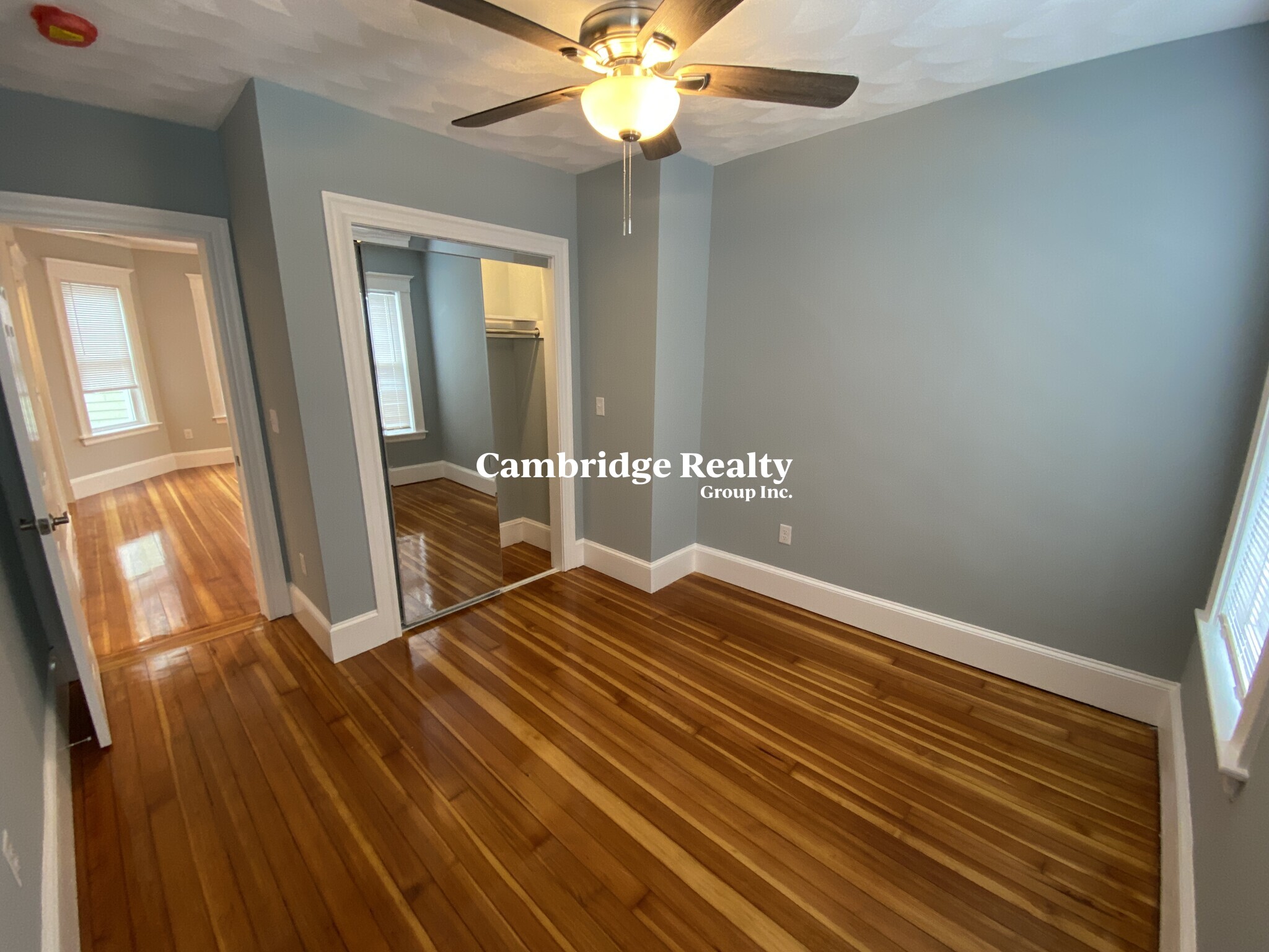 305 Highland Ave, Powder House Square