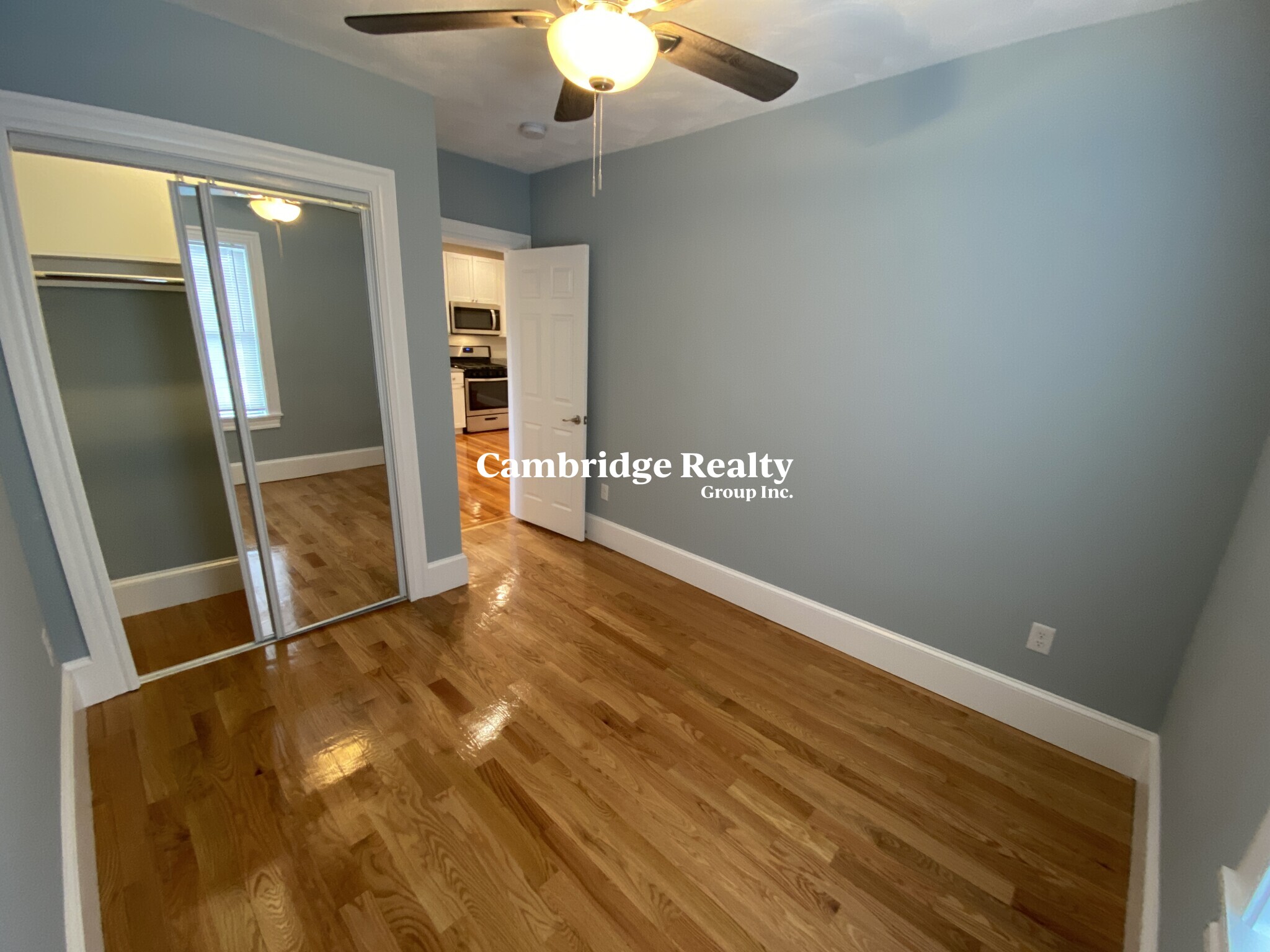 305 Highland Ave, Powder House Square