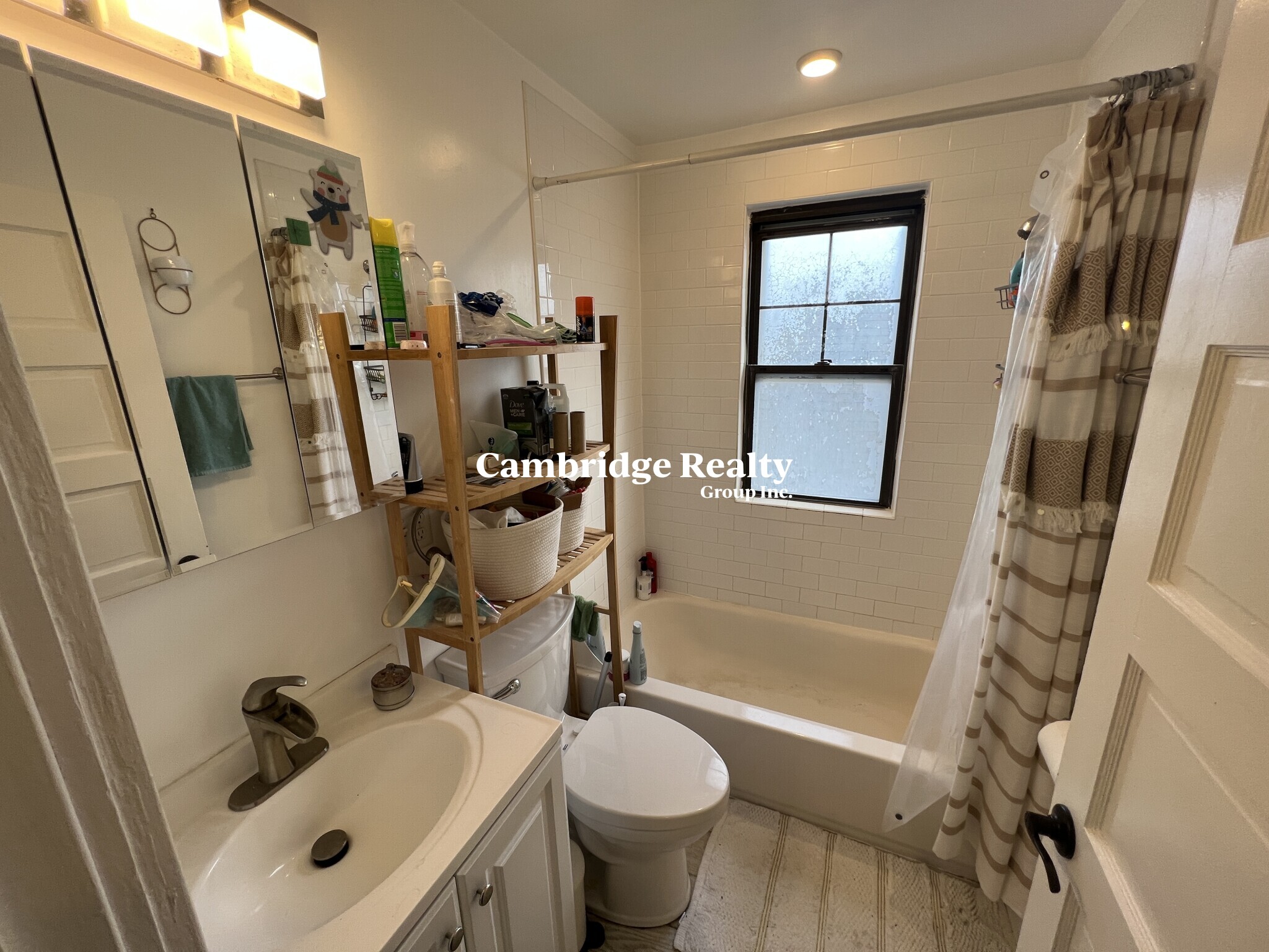 332 Beacon St, Ward Two