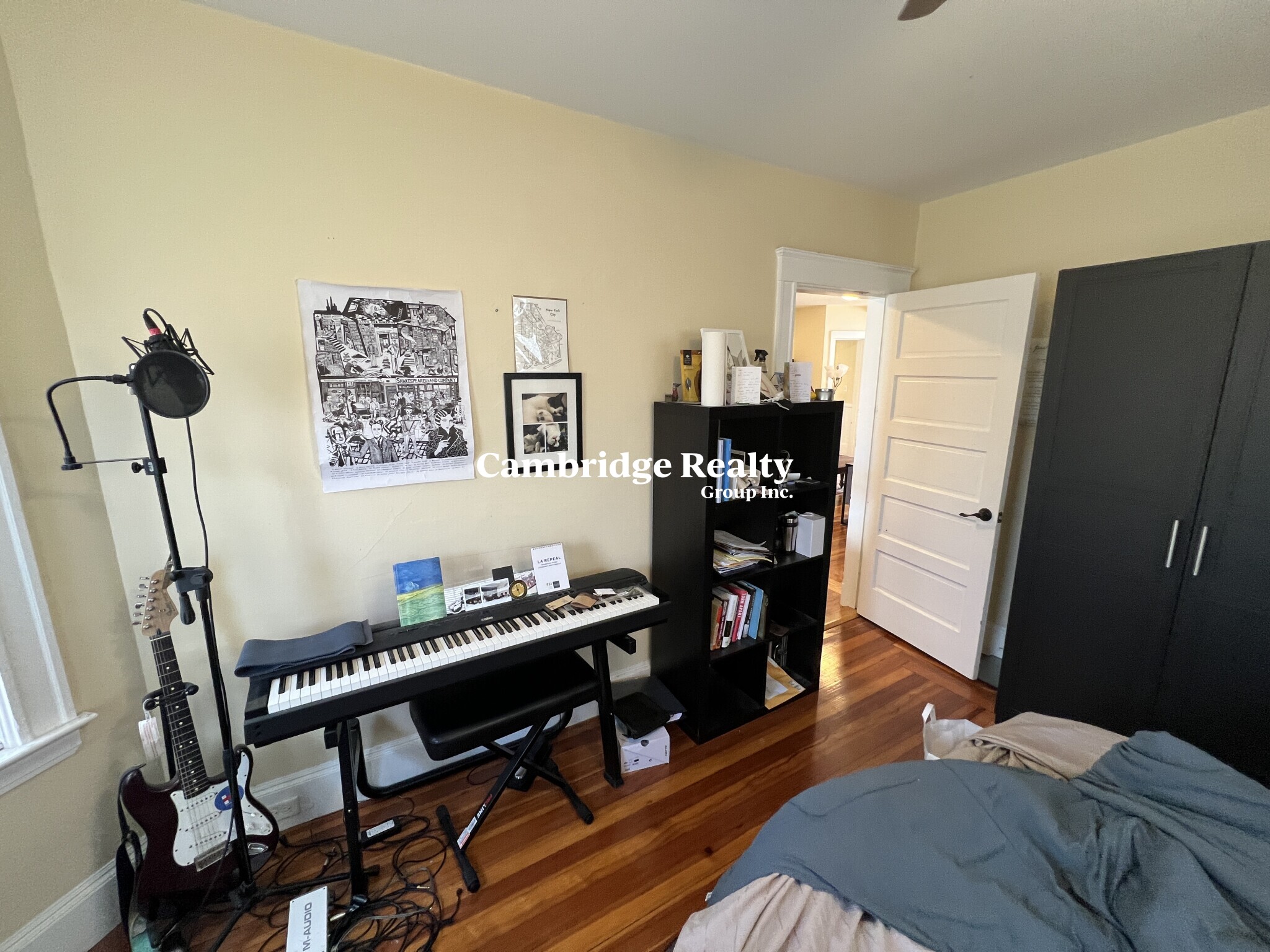 332 Beacon St, Ward Two