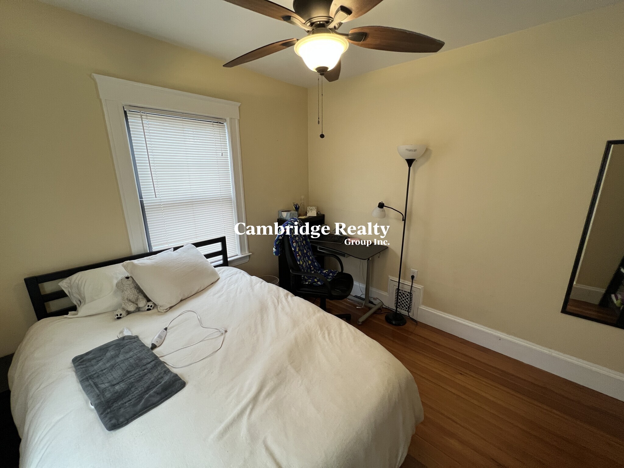 332 Beacon St, Ward Two