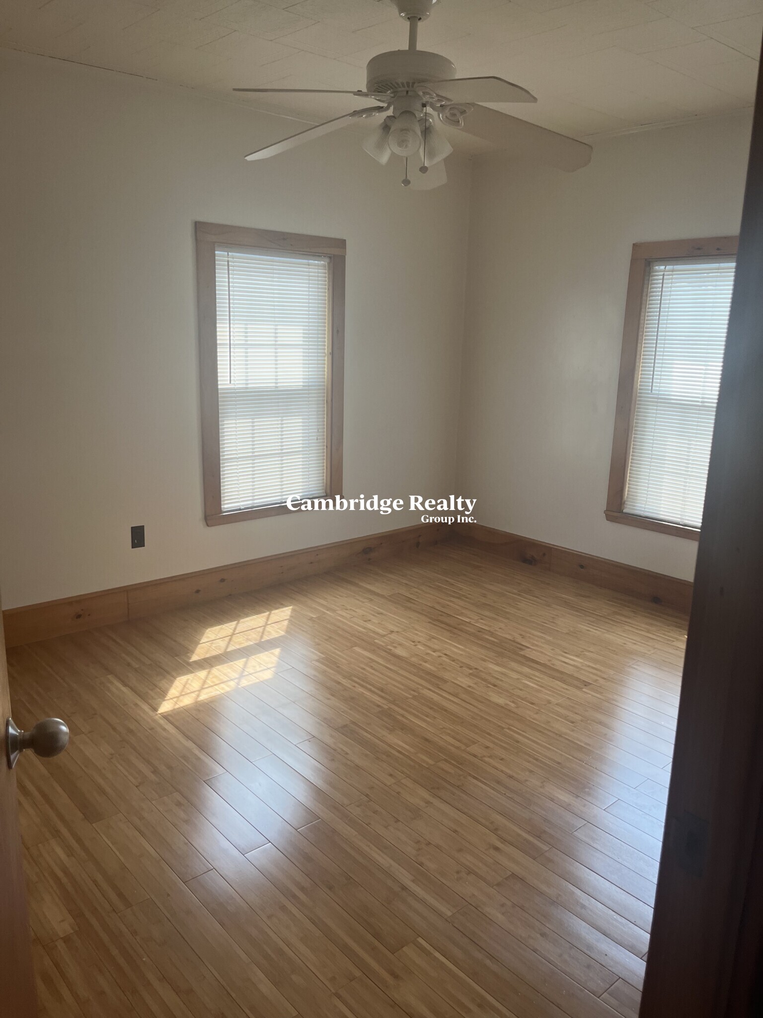 90 Wallace St, Tufts