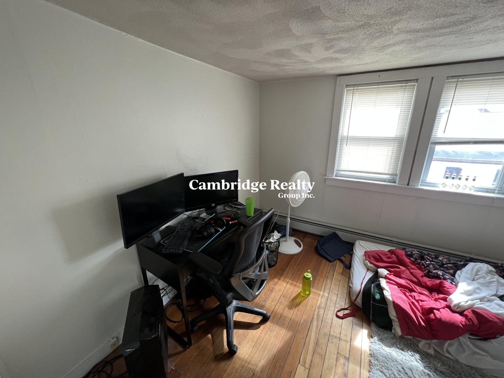 11 Burnham St, Tufts