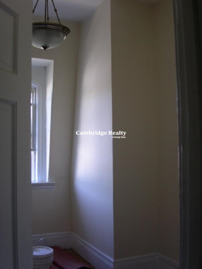 358 Broadway, Winter Hill