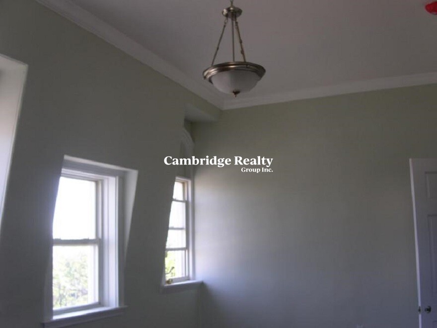 358 Broadway, Winter Hill