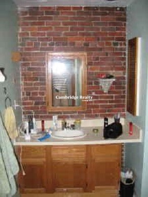 108 Central St, Powder House Square