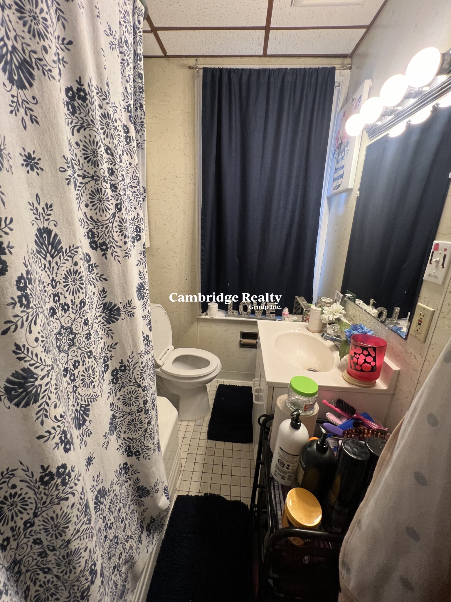 9 Loring St, Ward Two