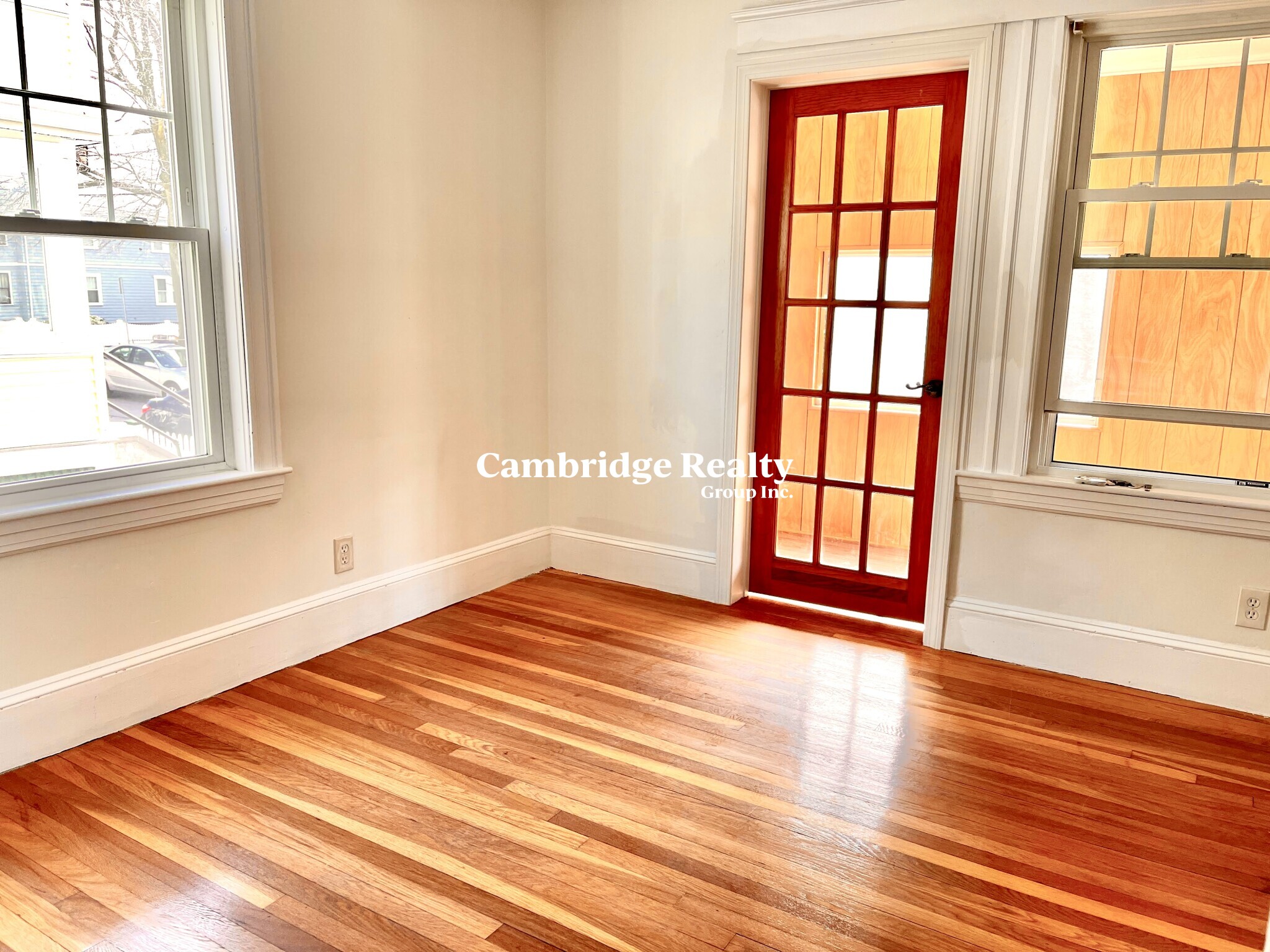 27 Murray Hill Rd, North Cambridge