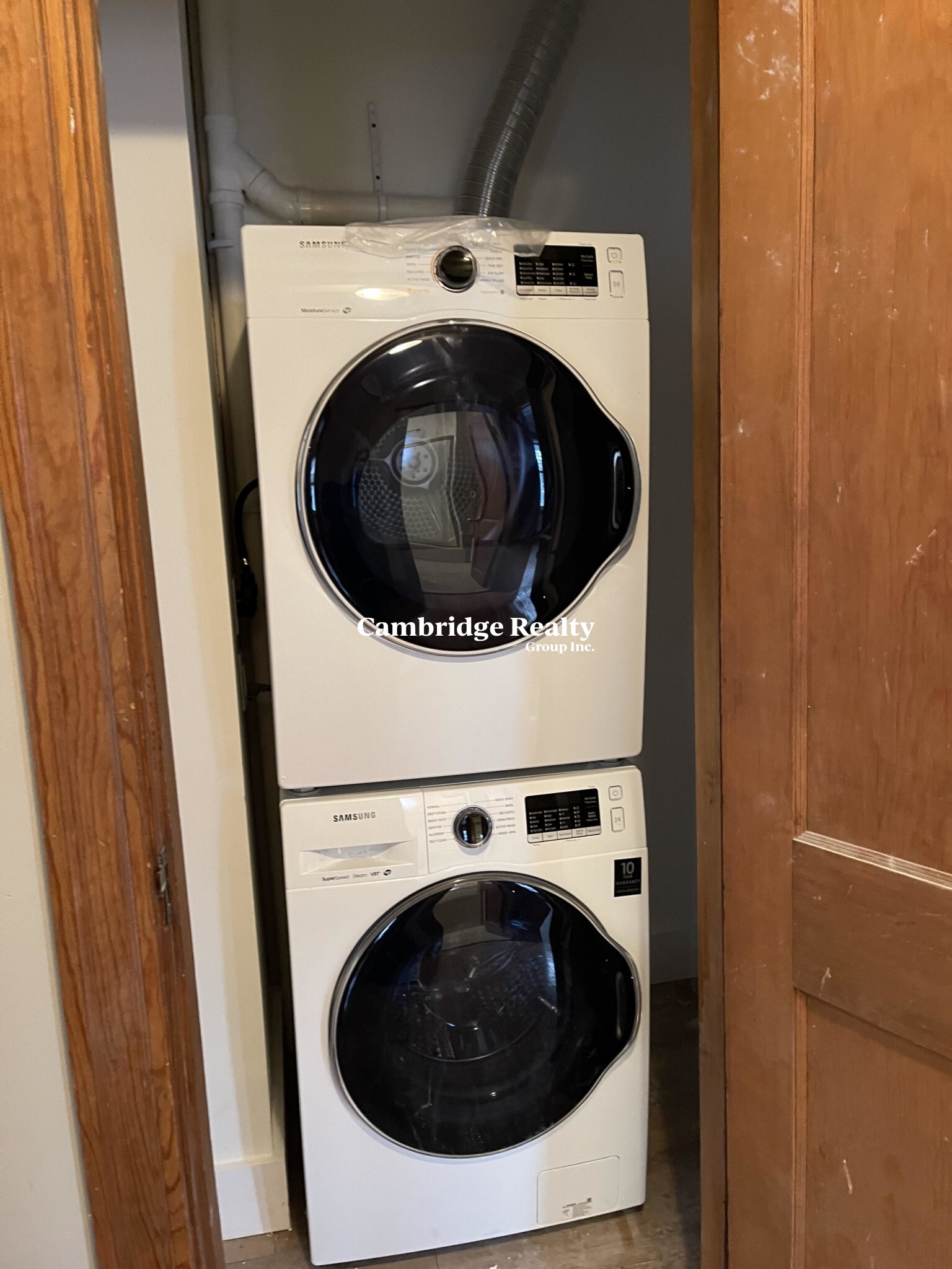 27 Murray Hill Rd, North Cambridge