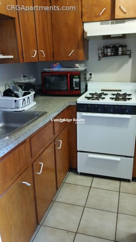 8 Avon St, Spring Hill