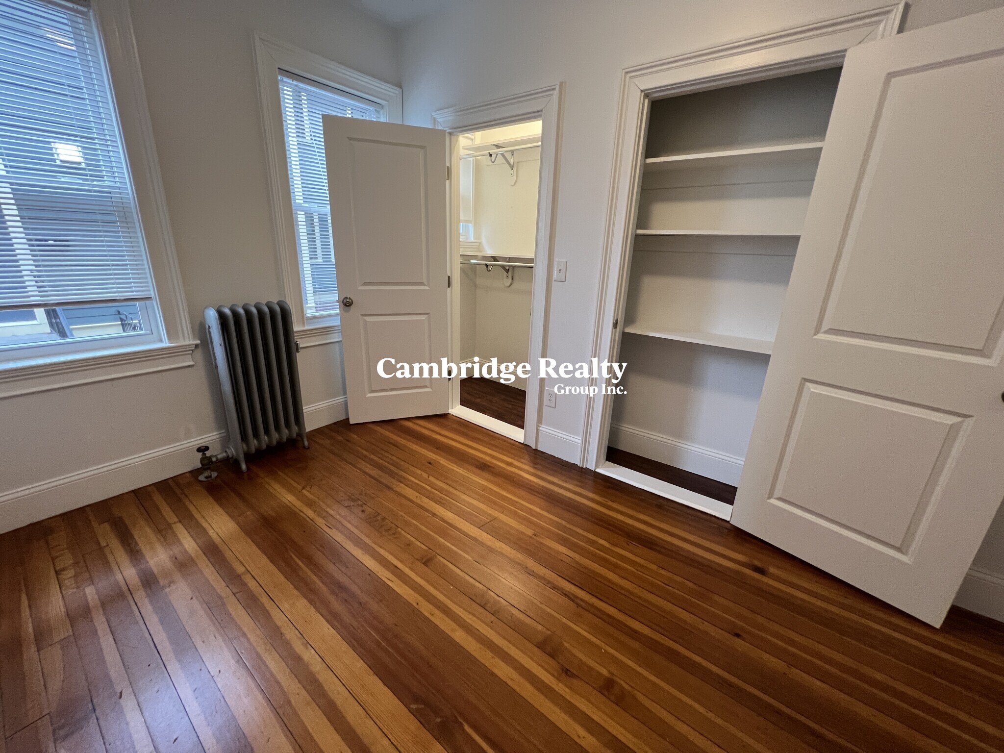 122 Columbia St, The Port