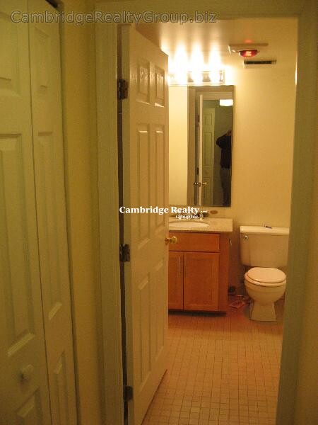 345 Franklin St, Riverside